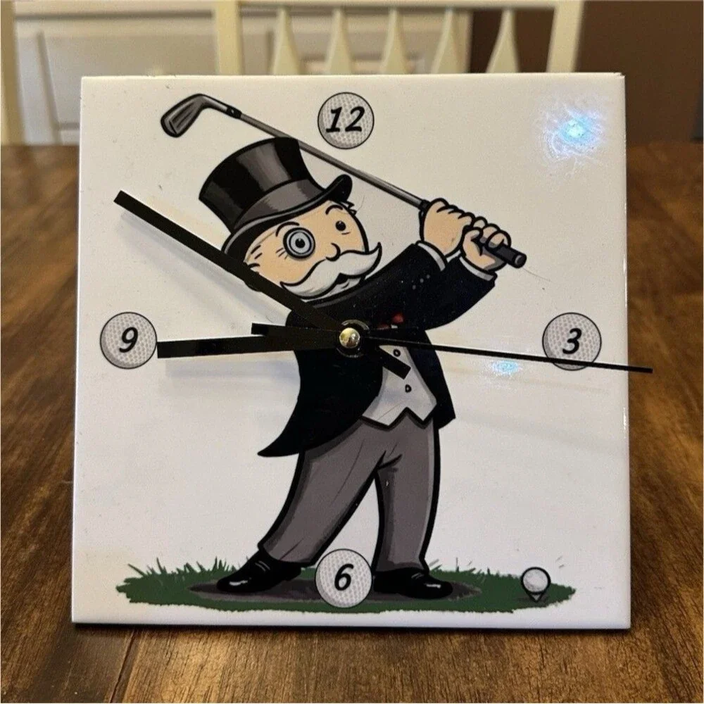 Monopoly Rich Uncle Pennybags Golf Wall Clock Golfer Quartz Mr Monopoly